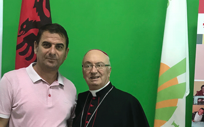 Punësimi i 2 të rinjëve nga Caritas Albania 